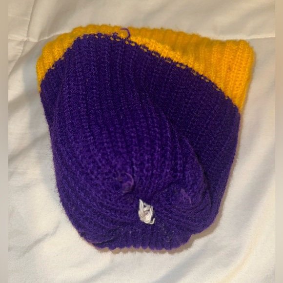Minnesota Vikings Knit Hat - Picture 6 of 6